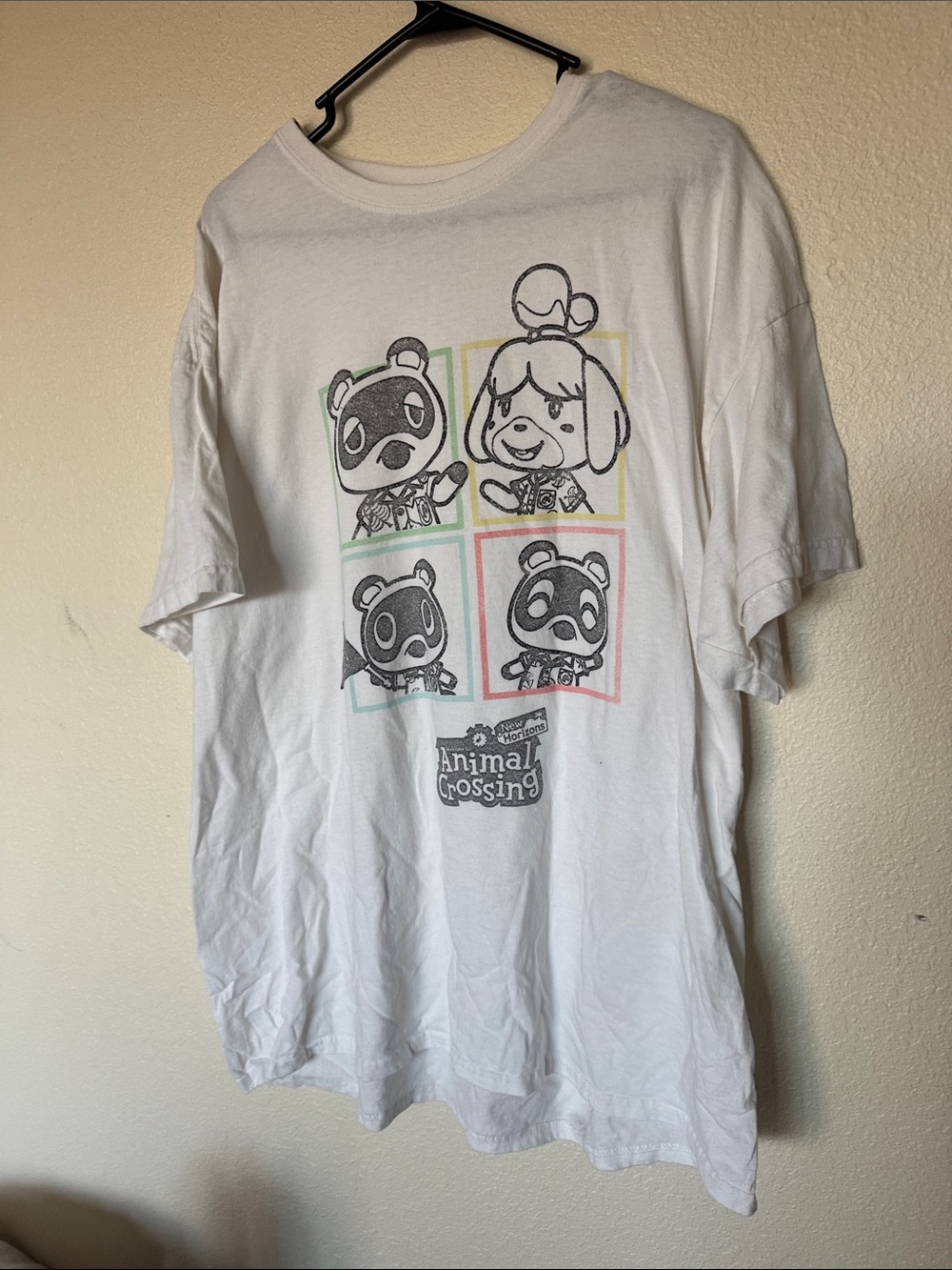 Hot Topic White Animal Crossing Character Graphic Tee